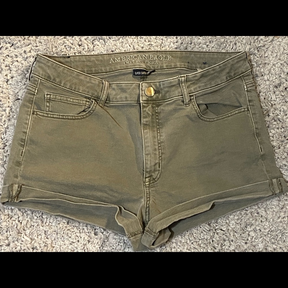 American Eagle hi-rise shorts